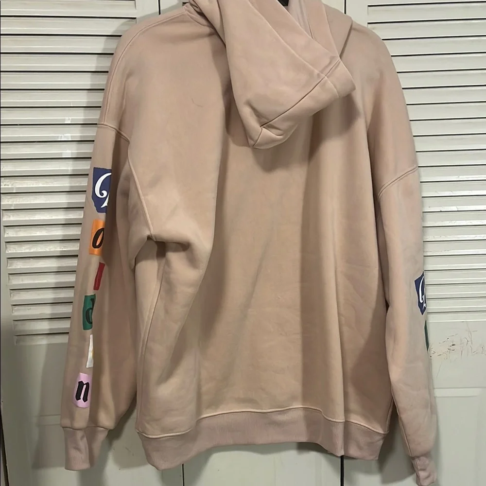NO COMMENTS /Beige Hoodie with Vibrant London Design size XL